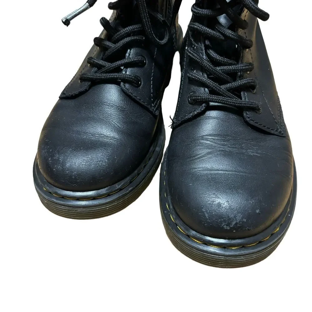 Dr‎ Martens 1460 J Black Smooth Leather Boots 8 Eye Big Kid Size 2
